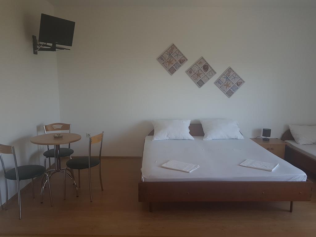 Apartments Plazibat Skrip ภายนอก รูปภาพ